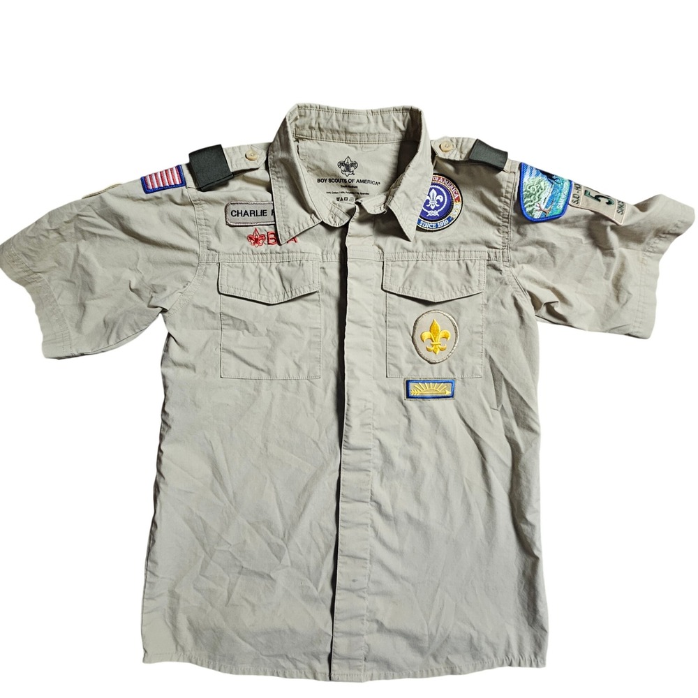 Boy Scouts of America BSA Youth Short Sleeve Official Uniform Shirt M Patches